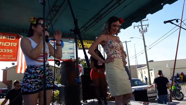 Pin-Up Girl contest at Vintage Iron Motorcycle Show Palm Beach Florida 3/2/19 смотреть онлайн