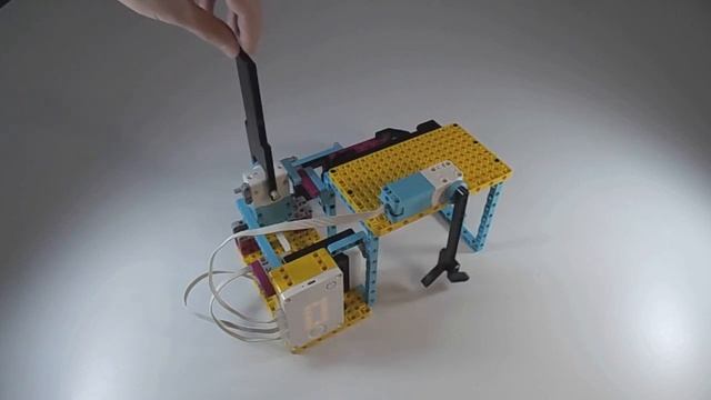 Lego Spike Prime - Попади в ворота смотреть онлайн