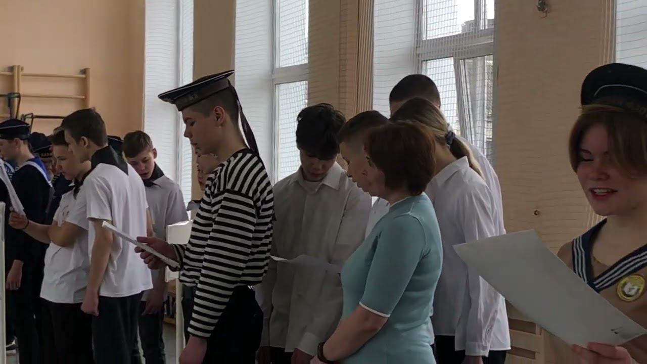 Участники конкурса поют песню В.Плешака на ст Ю.Погорельского ЭКИПАЖ - ОДНА СЕМЬЯ. Апрель 2024 года смотреть онлайн