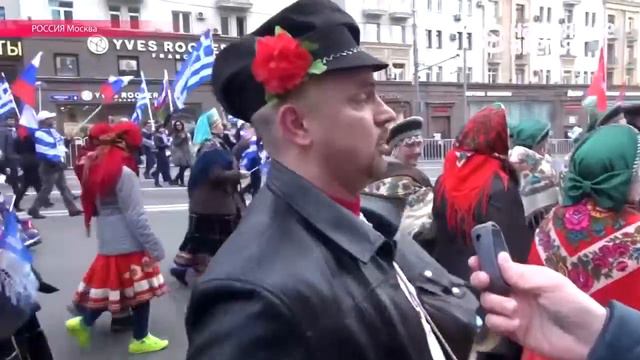Я просто кайфануть пришел зачем россияне вышли на шествие Мы едины? смотреть онлайн