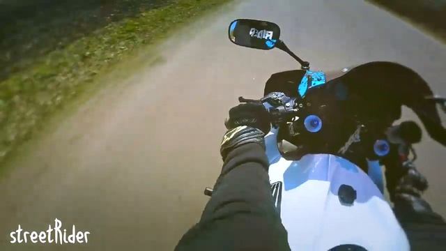 ЗАРУБА ПРОТИВ EVO 10 | Mitsubishi Evolution X vs Honda CBR600RR смотреть онлайн