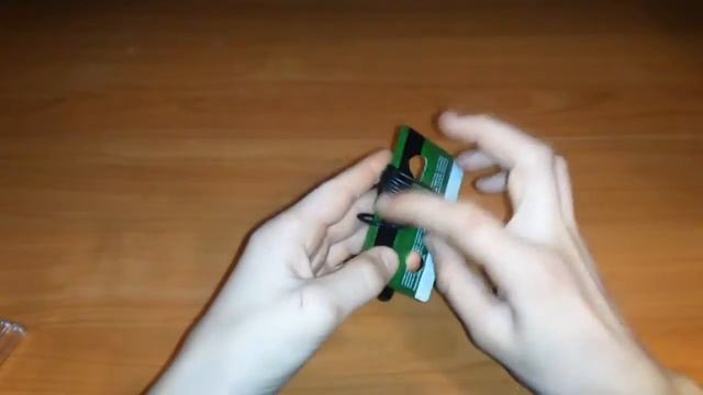 2 Способа связывания наушников чтобы они не запутывались в кармане! смотреть онлайн