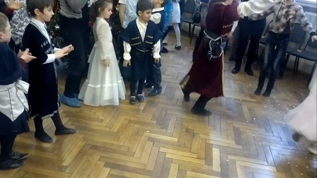 лезгинка НАМУС 11 смотреть онлайн