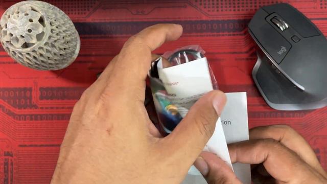 Transcend USB 3.1 Card Reader RDF8 UNBOXING | TS-RDF8K2 | Every Tech Matters смотреть онлайн