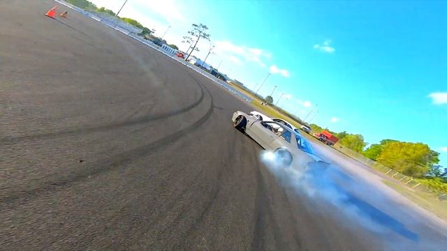Drift - Chasing Drift Cars with Drones смотреть онлайн