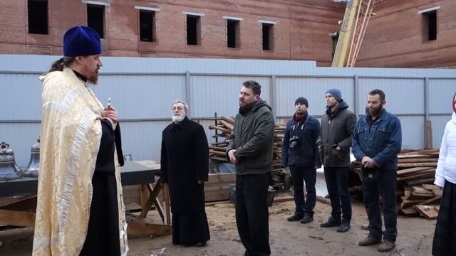 Освящение колоколов Вознесенского храма в Мельничном переулке в Костроме 24.12.2015 смотреть онлайн
