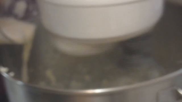 Очень вкусный Сливочно -Творожный крем со сгущёным молоком смотреть онлайн