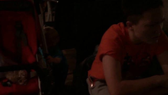 Русские девочки в Калифорнии: Оля и Оксана, кафе, кинотеатр. смотреть онлайн