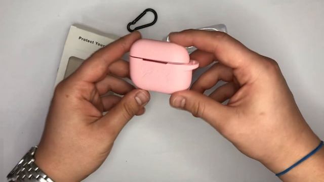 Видео обзор: Чехол для Apple AirPods Pro розовый с узором наушников смотреть онлайн