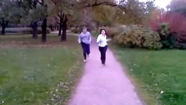 бег в парке смотреть онлайн