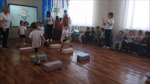 Музыкально-спортивное развлечение в средней группе "Зимние забавы со Снеговиком". г. Ардон, 2022 г. смотреть онлайн