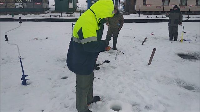 Поимки форели на активные и пассивные снасти! Клевое Место. д. Савельево смотреть онлайн