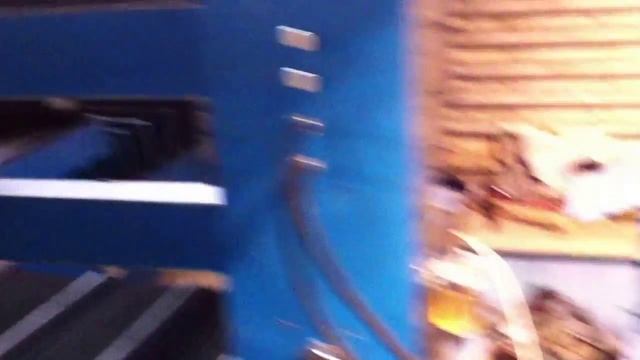 Электроэрозионный станок с ЧПУ. Эрозионный проволочный станок. Молибденовая проволока смотреть онлайн