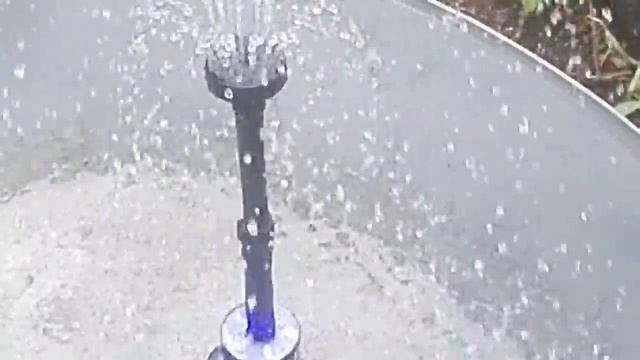 Садовый фонтан с подсветкой Гриб, мультиструйный смотреть онлайн