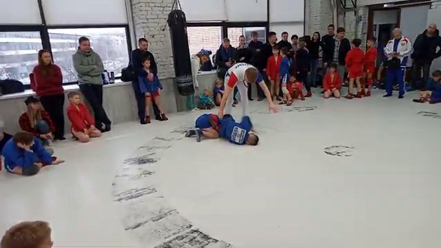 Эдуард Самбо г. Москва Самбо-18 смотреть онлайн