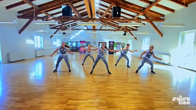 JUMANJI - - SALSATION® Dynamic Warm-Up by SMT Nanna Jelbert смотреть онлайн