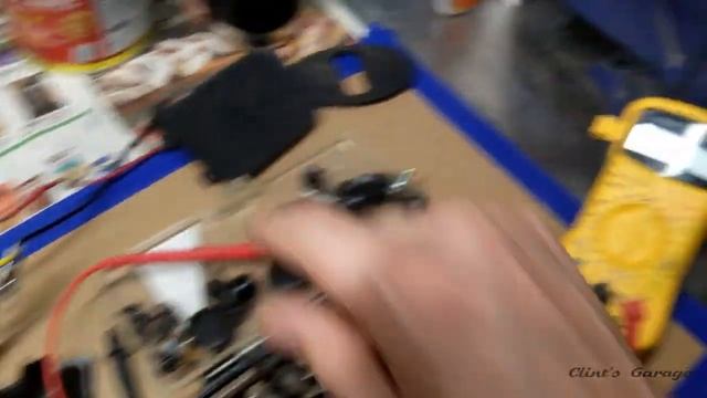 2013+ Santa Fe Fuel Door problem смотреть онлайн