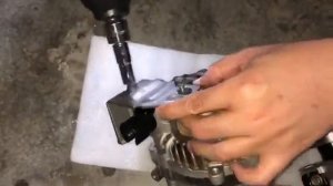 Honda stream RN6 alternator replacement