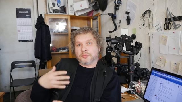 Барыга электронных стедикамов смотреть онлайн