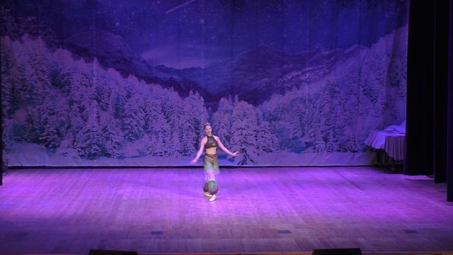 51 Танцевальный калейдоскоп: Адан, трио Одалисок из балета "Корсар" смотреть онлайн