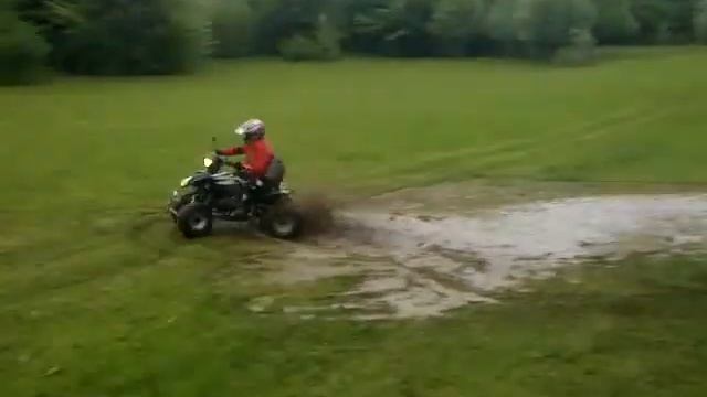 Cirakovac mud race, Ozzie na motoru смотреть онлайн