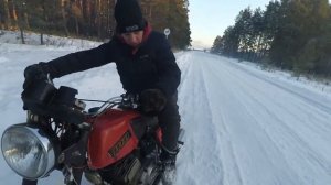 УРОК КАК ЕЗДИТЬ НА МОТОЦИКЛЕ ИЖ ЮПИТЕР 5