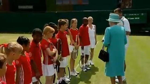 Queen's Christmas Broadcast 2010 смотреть онлайн