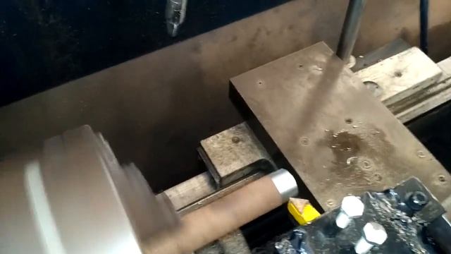 Working of Strain Gauge Dynamometer || Cutting Force Measurement on Central Lathe смотреть онлайн