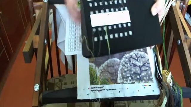 Новый процесс "Я подарю тебе". Самодельный органайзер для иголочек. смотреть онлайн