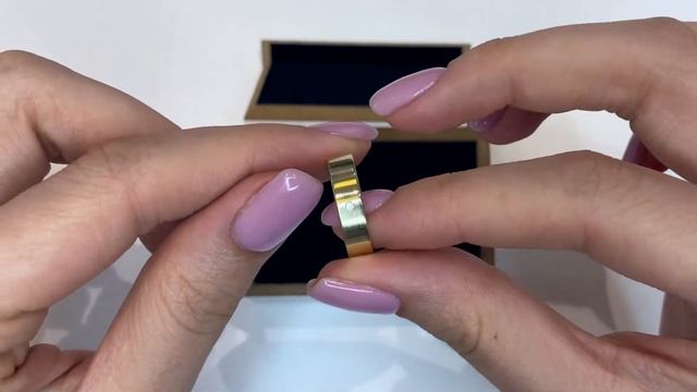 Классические гладкие обручальные кольца с бриллиантом MODERN CLASSIC GOLD смотреть онлайн