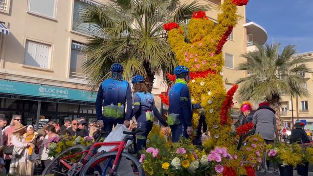 Corso du Mimosa 2023 - Vidéo 5 смотреть онлайн