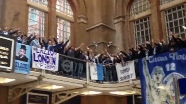 Lazio fans in Liverpool street смотреть онлайн