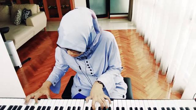 Thank You, Next - Ariana Grande (Piano Cover by Asti Fajriani) смотреть онлайн