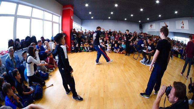 отбор 1x1 Tai-Lung vs Bars vs ?? - BBOY NATION 2018 смотреть онлайн