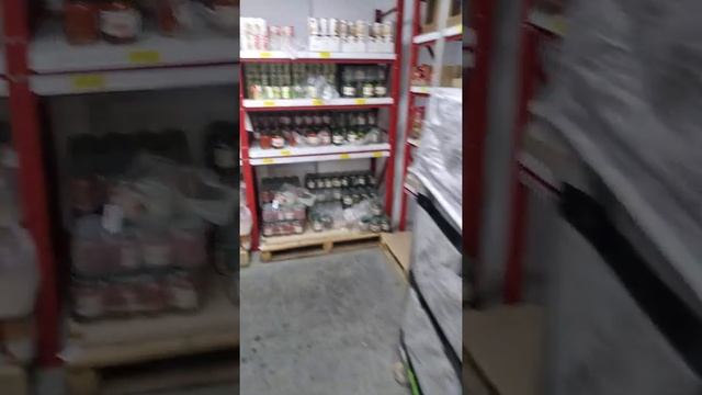 Зашла в первый раз в бюджетный магазин Победа .Казань