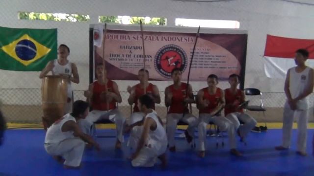 BATIZADO & TROCA SENZALA: Malang, 16 November 2013 смотреть онлайн