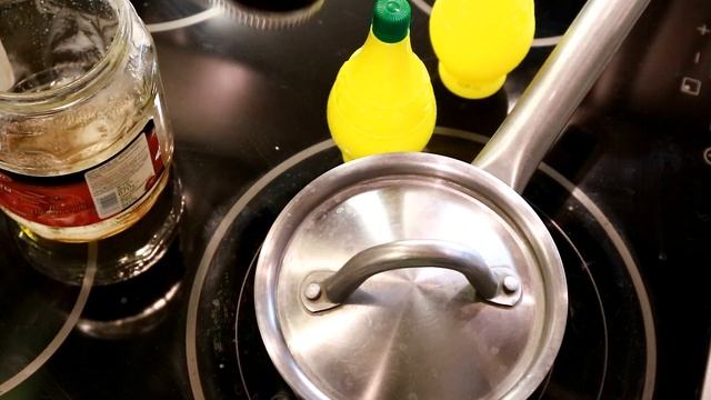 Кисло-сладкий соус и Крылышки смотреть онлайн