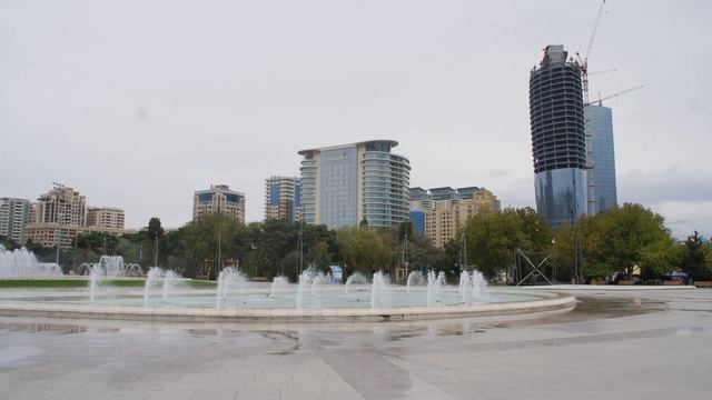 Прогулка по Баку часть 8 фото.mpg