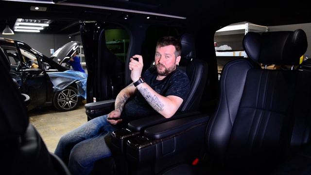 Toyota Alphard - потолочный монитор, Apple TV, розетки 220v, Android в штатку, новая коммутация смотреть онлайн