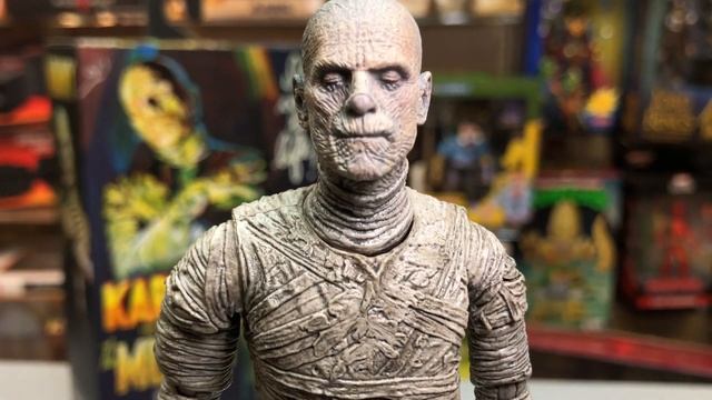 Обзор фигурки Мумии — Neca Universal Monsters Ultimate Mummy Review смотреть онлайн