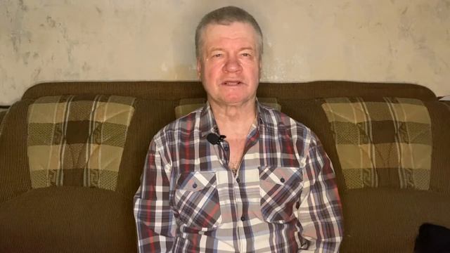 Авторское стихотворение «Лишь глаза твои увидел» смотреть онлайн