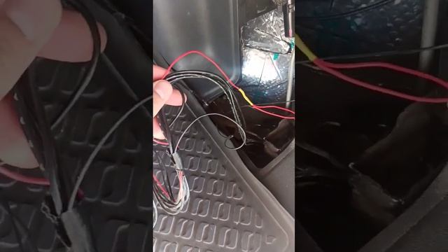 ГОВЯЖЬЯ УСТАНОВКА: парктроник в Renault Duster