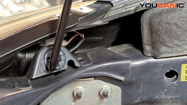 2012-2016 Subaru Impreza - Turn Signal, Daytime Running, & Side Marker Light Bulb Replacement смотреть онлайн