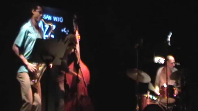 Fly - JJ - San Vito Jazz'10 смотреть онлайн