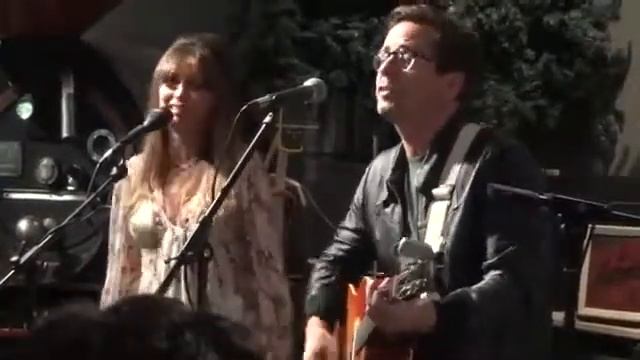 NIck Heyward & India Dupre Indian Summer at Jones Coffee Jan 5, 20131509 смотреть онлайн