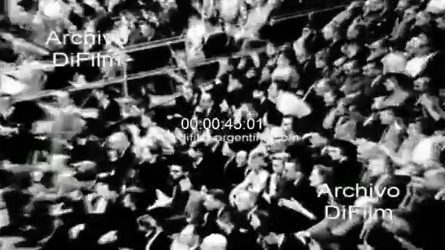 Tennis: Charlie Pasarell vs. Ron Holmberg - Philadelphia Indoors 1966 ARCHIVE FOOTAGE смотреть онлайн