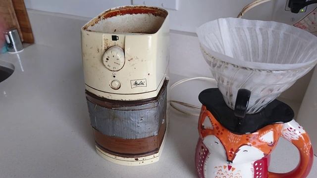 Bulletproof $15 Melitta Coffee Grinder смотреть онлайн