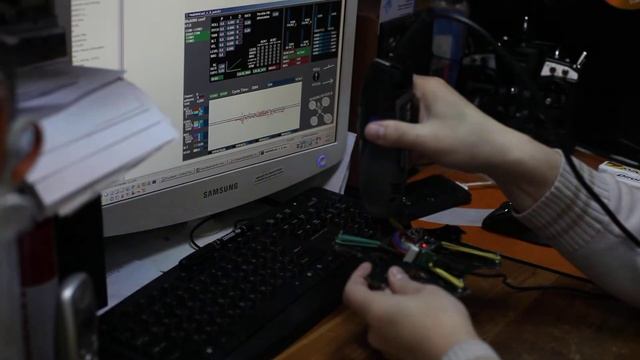 влияние вибрации на акселерометр смотреть онлайн