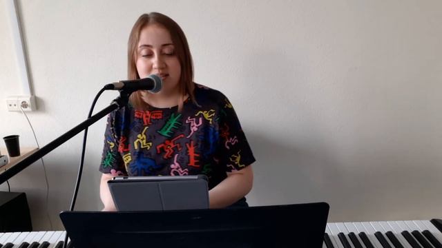 Песенка про белых медведей - cover Аида Ведищева смотреть онлайн