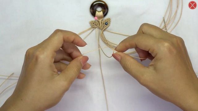 Macrame tutorial: DIY Macrame leaf Bracelet with Donut bead | Step by step tutorial смотреть онлайн